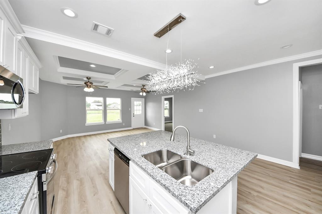 3531 Brook Valley Drive, Brookshire, Texas image 12
