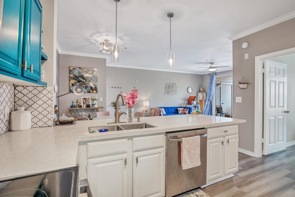 2111 Welch Street #B201, Houston, Texas image 6