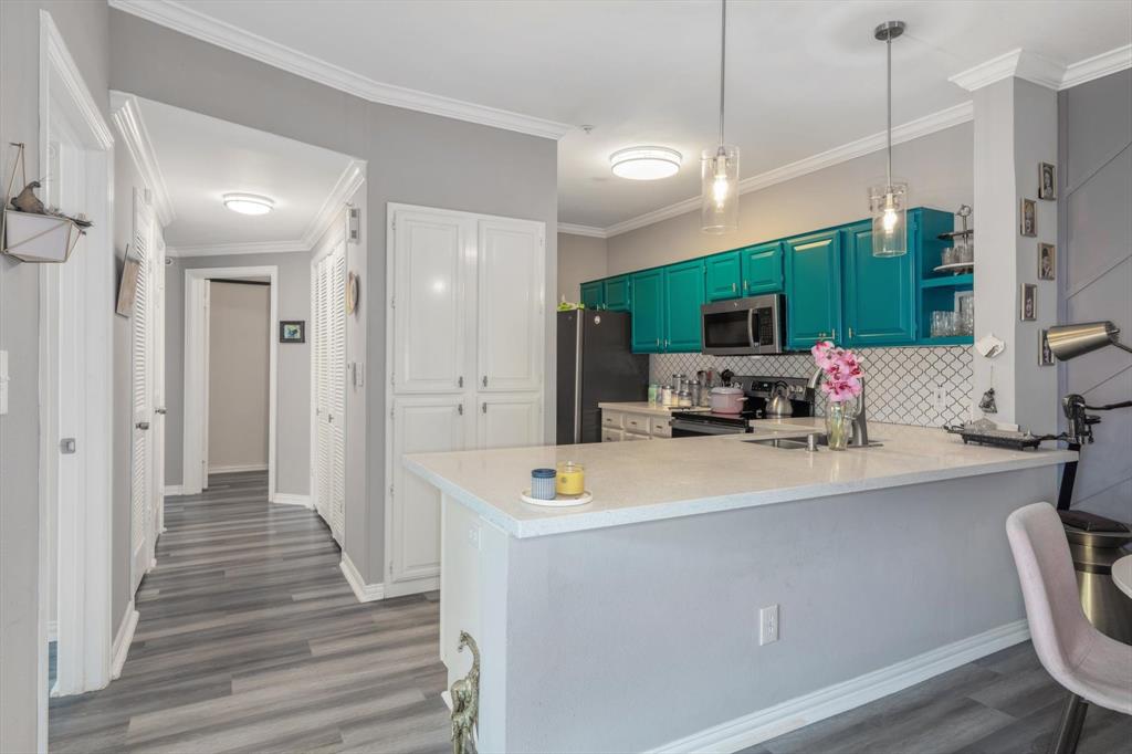 2111 Welch Street #B201, Houston, Texas image 4