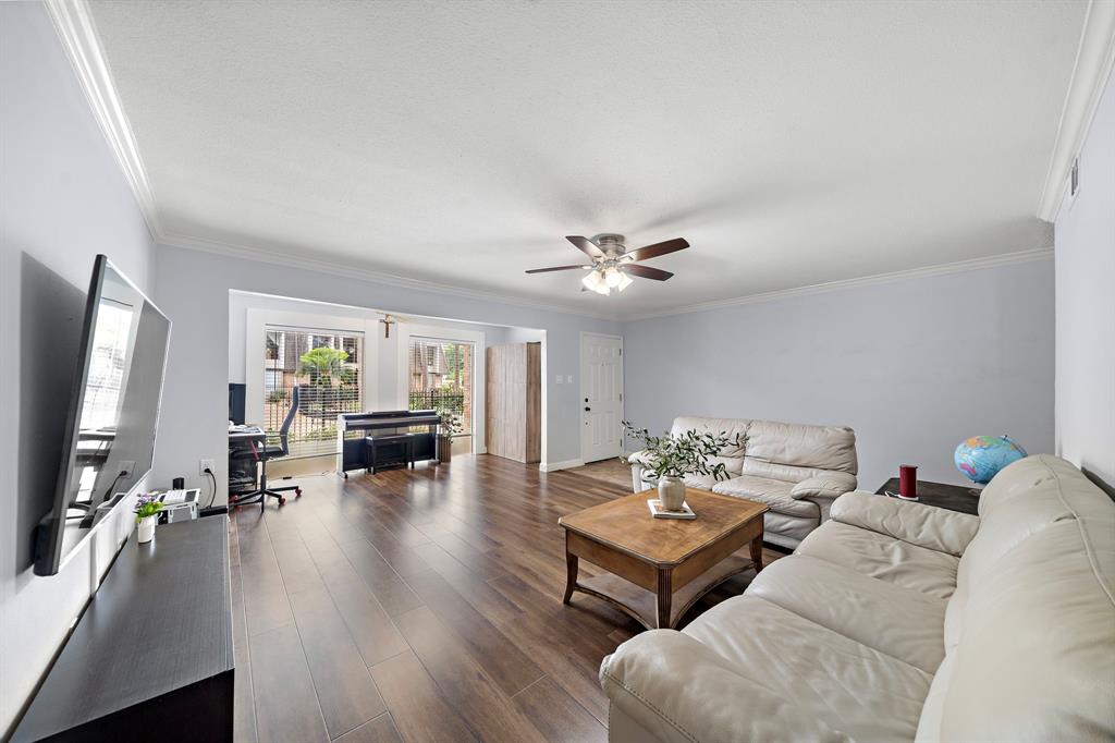 12633 Memorial Drive #83, Houston, Texas image 3