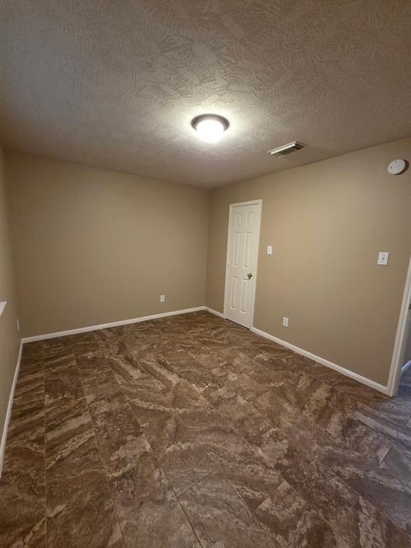 9325 Sioux Drive, La Porte, Texas image 22