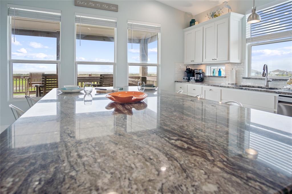 4413 Strand Avenue, Port Bolivar, Texas image 13