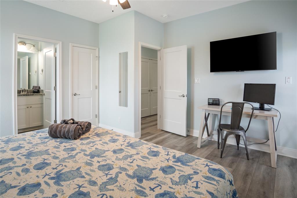 4413 Strand Avenue, Port Bolivar, Texas image 35