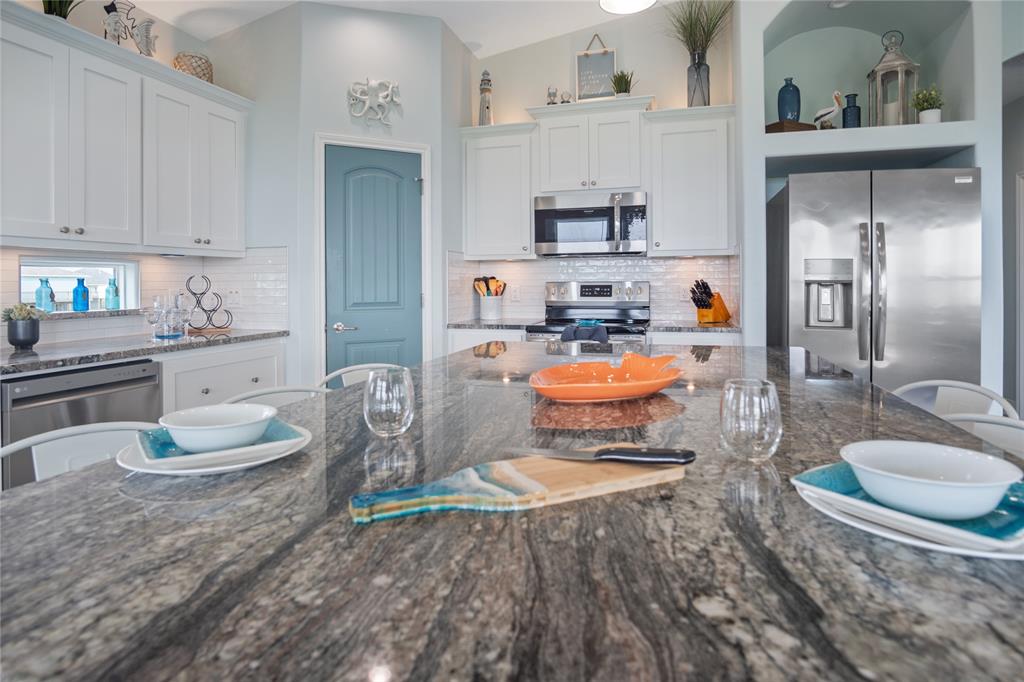 4413 Strand Avenue, Port Bolivar, Texas image 15