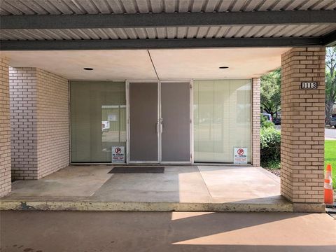 Photo of 1113 Lawrence Street, Rosenberg, TX 77471 (MLS # 25143631)