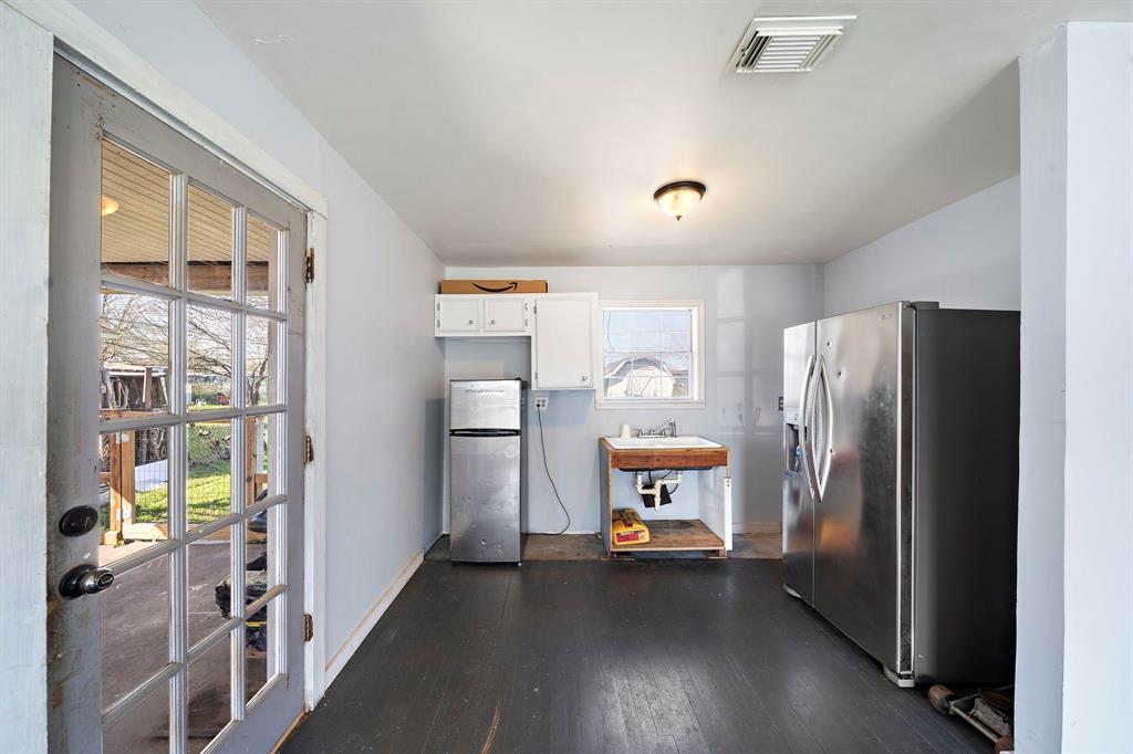 1000 W Thomas Avenue, Pasadena, Texas image 5