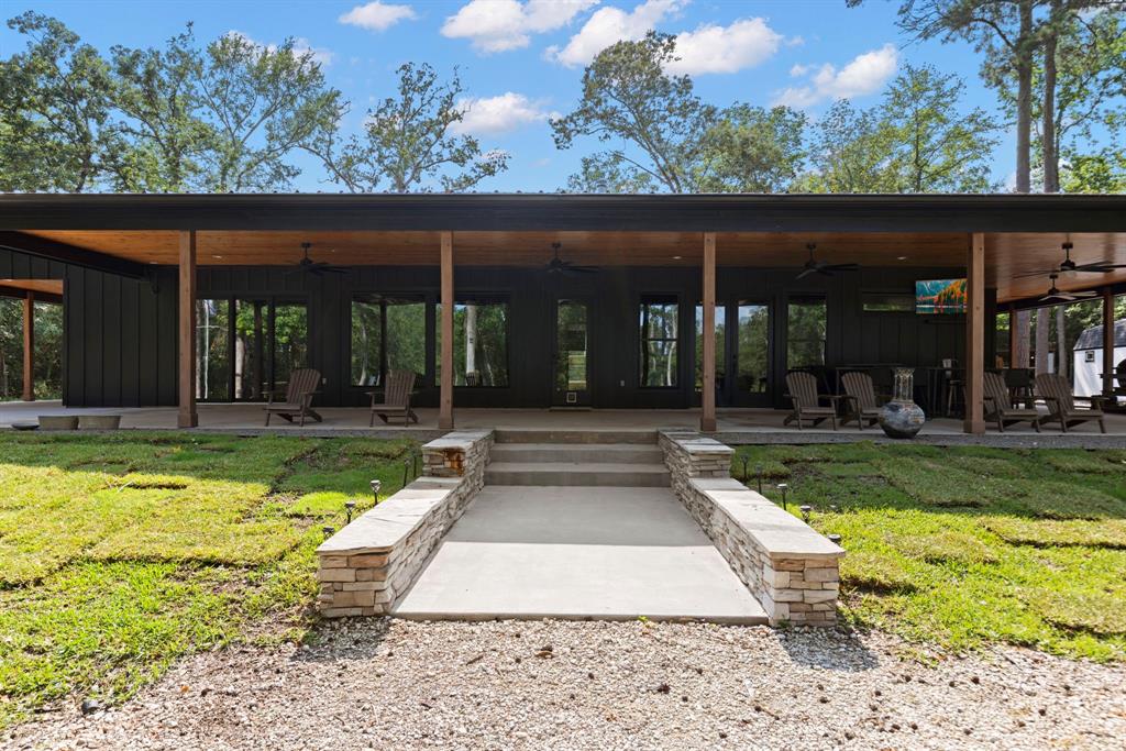 17131 Carrol Lane, Willis, Texas image 1