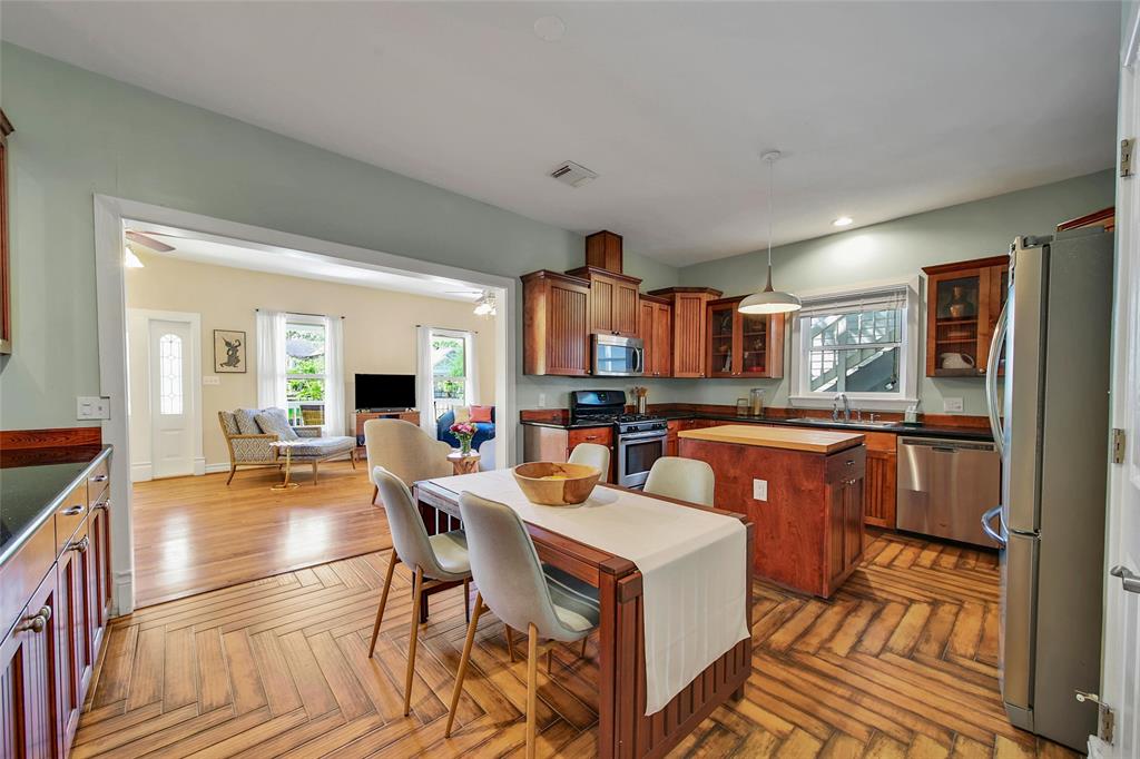 1504 Columbia Street, Houston, Texas image 12