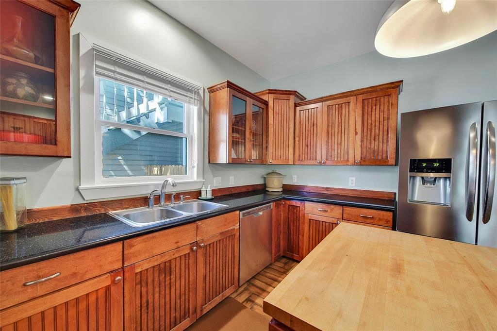 1504 Columbia Street, Houston, Texas image 8