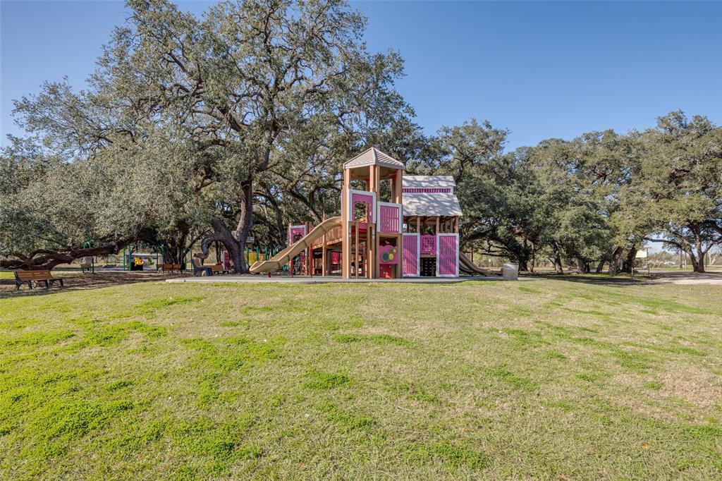 5009 Gallant Street, Bay City, Texas image 13