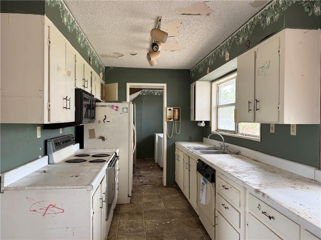 321 Clearview Drive, Corpus Christi, Texas image 13