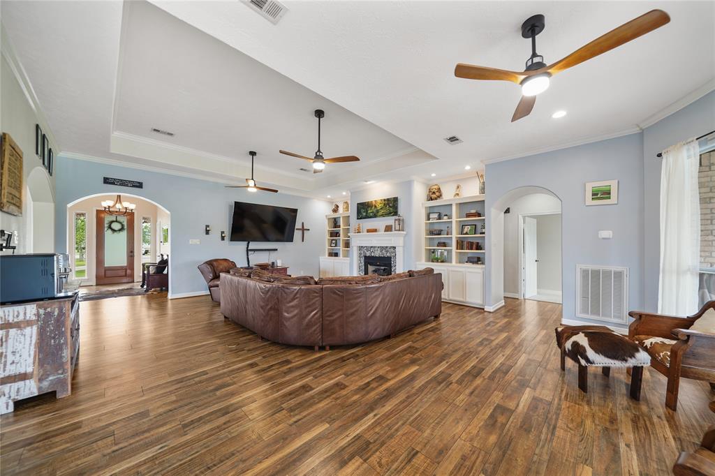 5902 Evening Sun Court, Richmond, Texas image 11