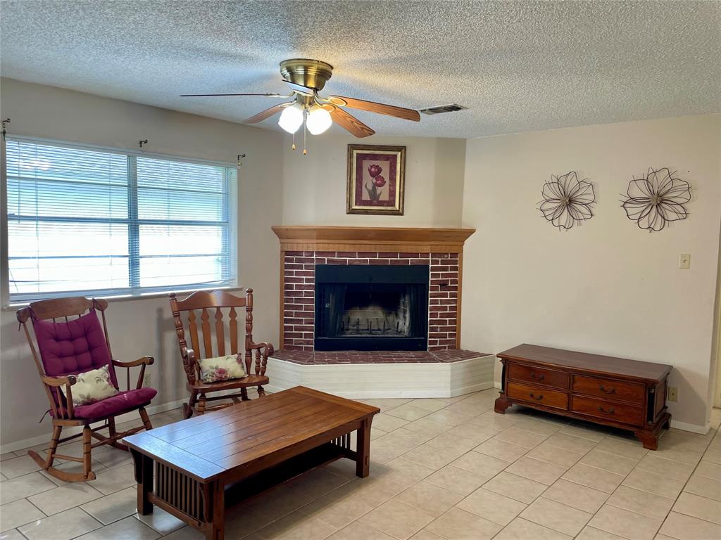 1206 Main Street, Alvin, Texas image 6