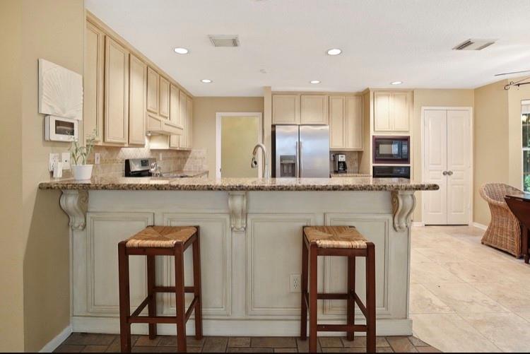 18 Dovewing Place, The Woodlands, Texas image 14