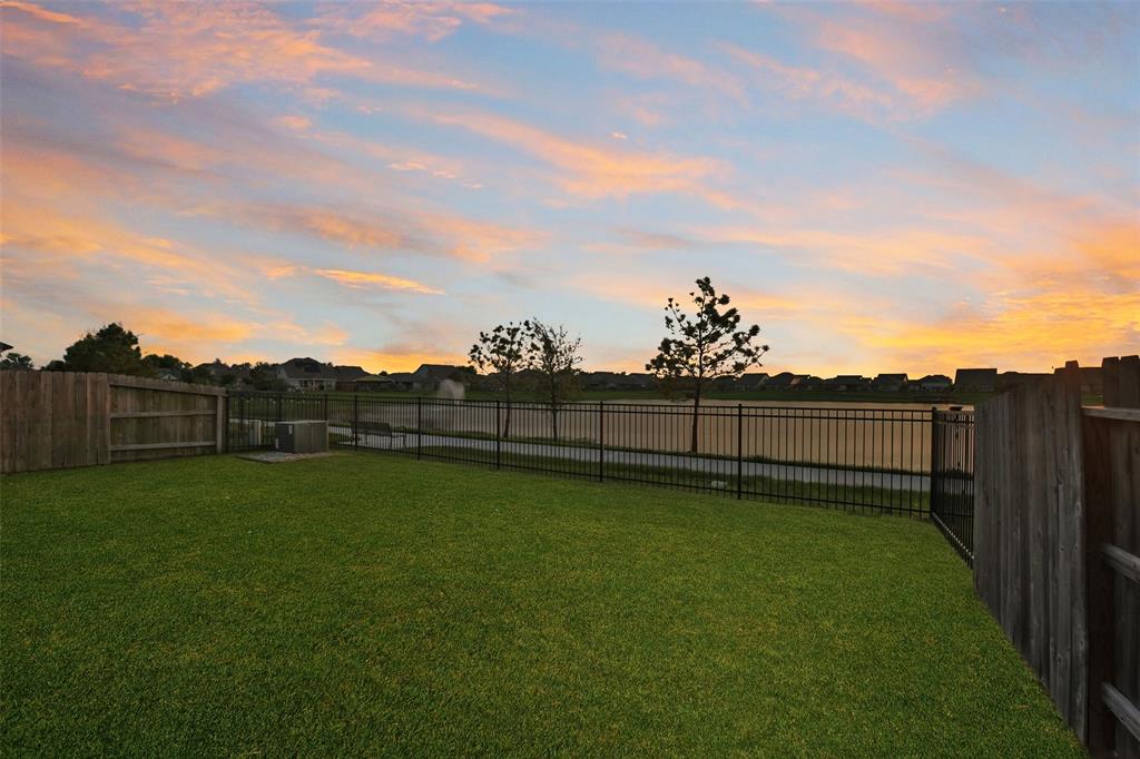 4827 Sabino Bend Lane, Katy, Texas image 33