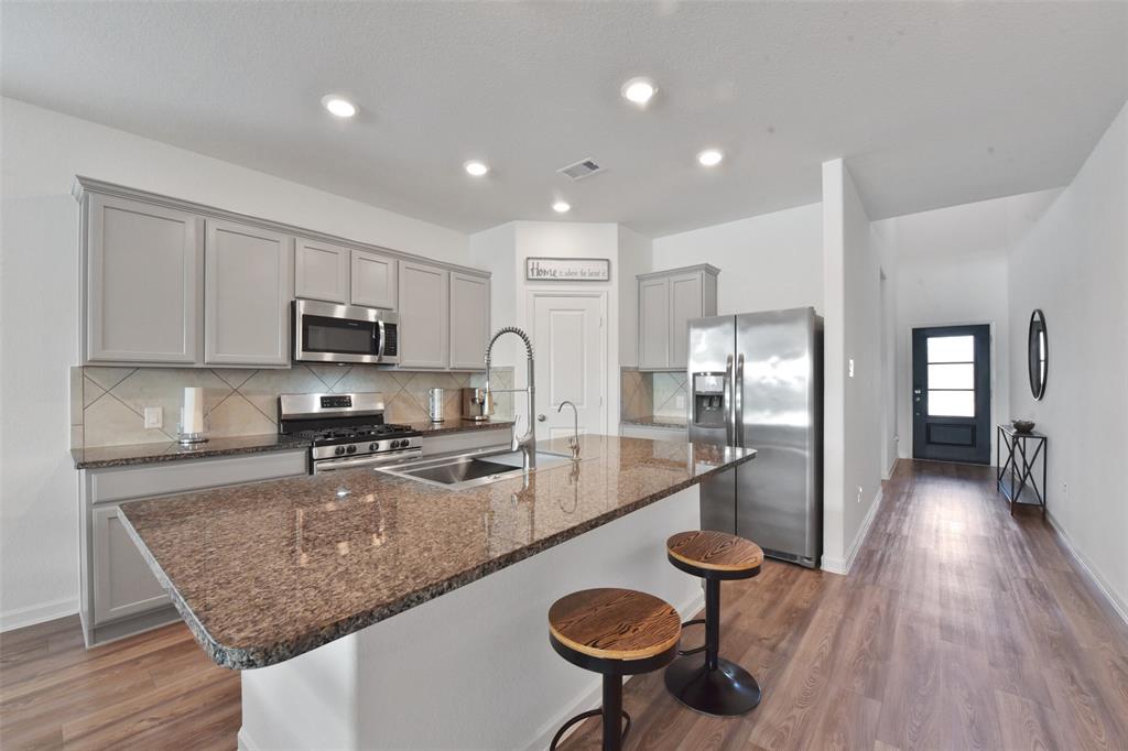 4827 Sabino Bend Lane, Katy, Texas image 9
