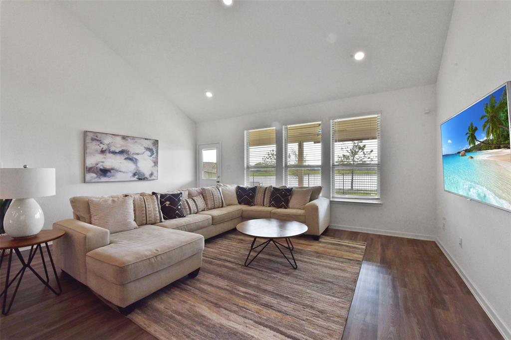 4827 Sabino Bend Lane, Katy, Texas image 16