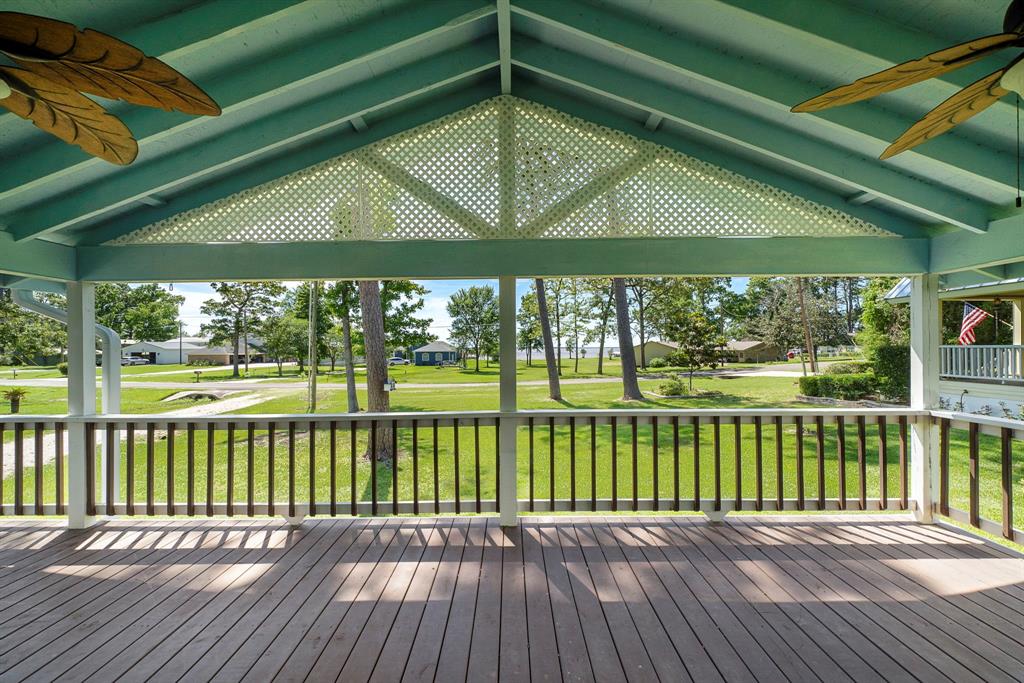 315 Lakeview Harbor, Onalaska, Texas image 1