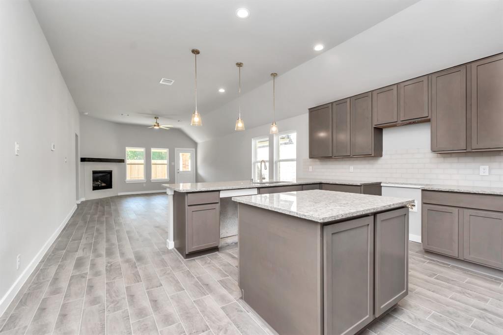3018 Bury Park Drive Dr, Spring, Texas image 9