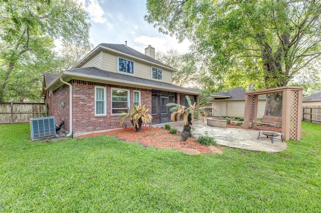 6619 Berrytree Lane, Sugar Land, Texas image 10