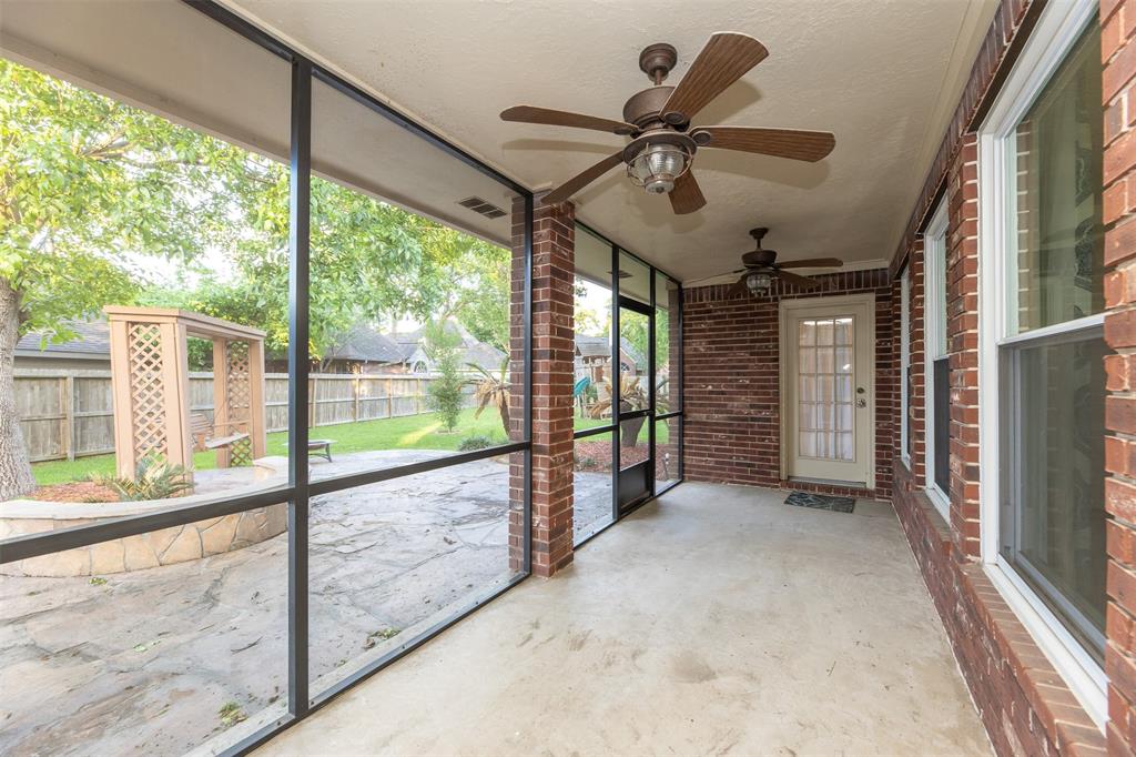 6619 Berrytree Lane, Sugar Land, Texas image 18