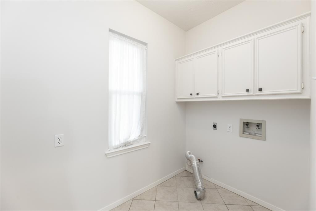 6619 Berrytree Lane, Sugar Land, Texas image 34