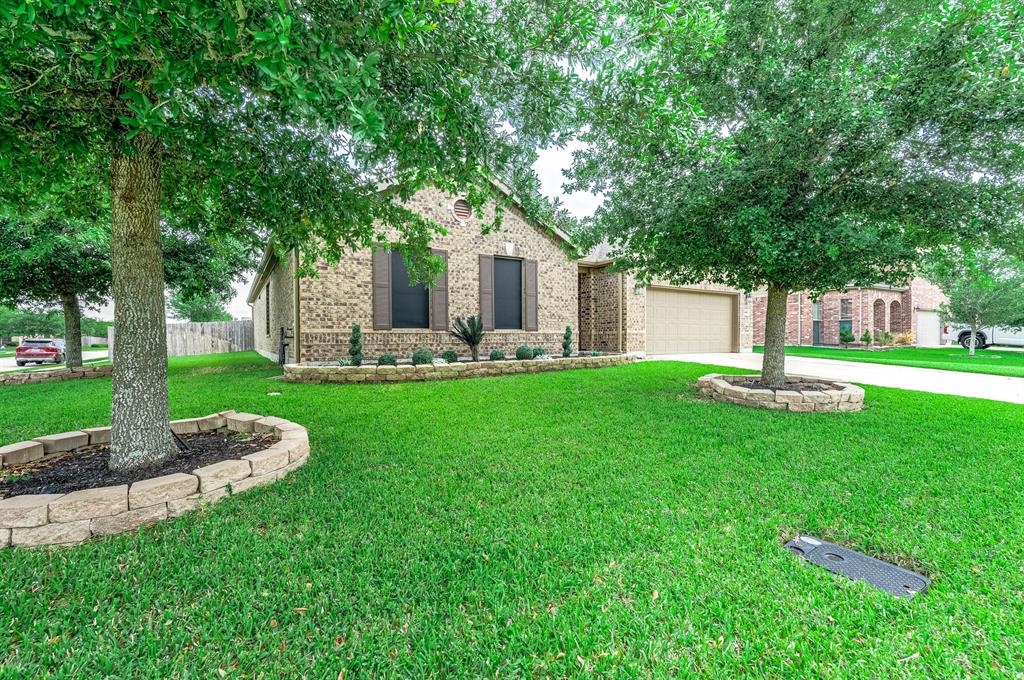 3619 Belmore Lane, Pearland, Texas image 4