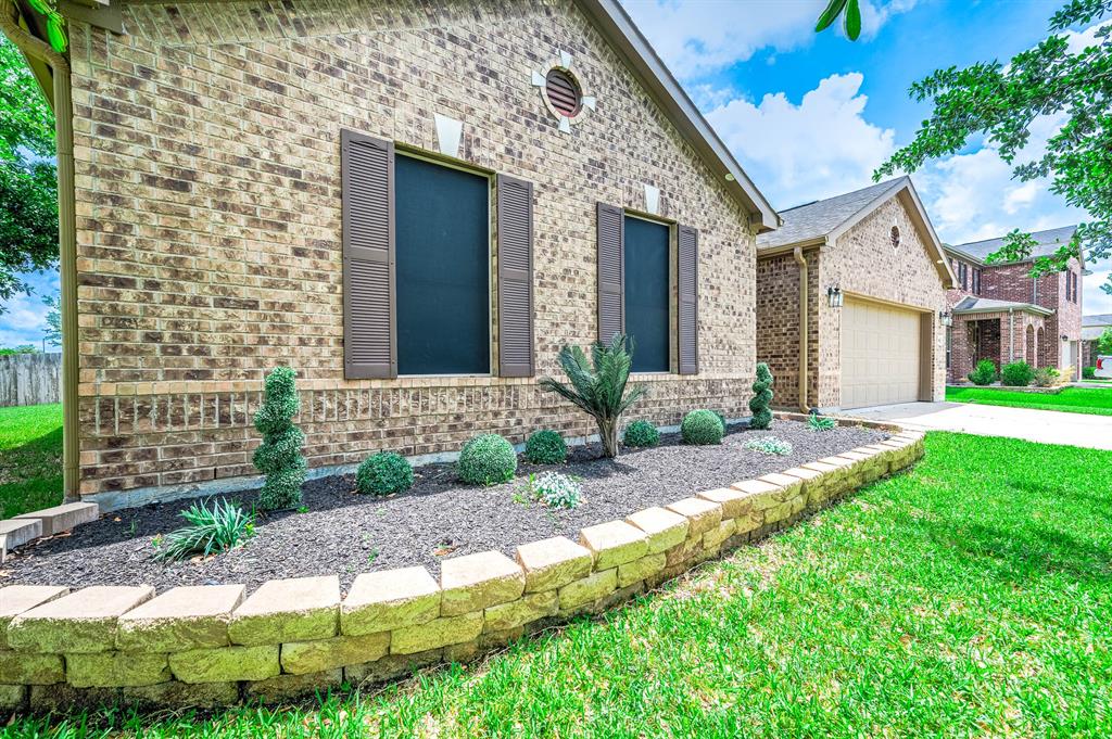 3619 Belmore Lane, Pearland, Texas image 5