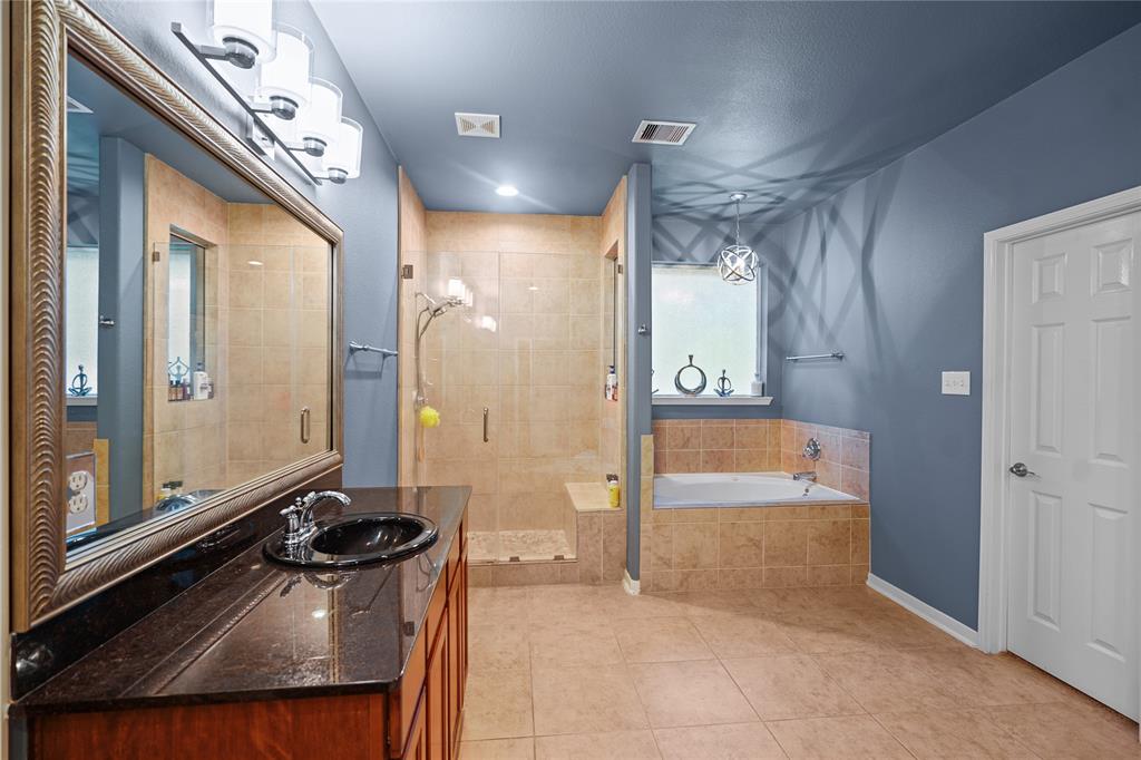 2306 Scarlatti Drive, Pearland, Texas image 15