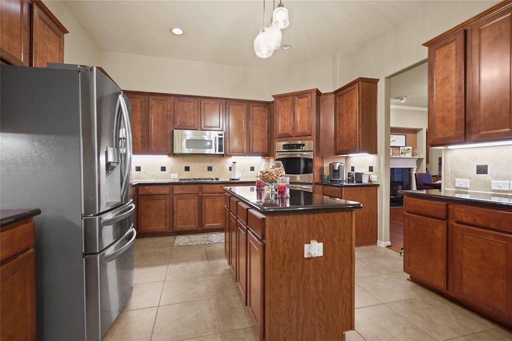 2306 Scarlatti Drive, Pearland, Texas image 9