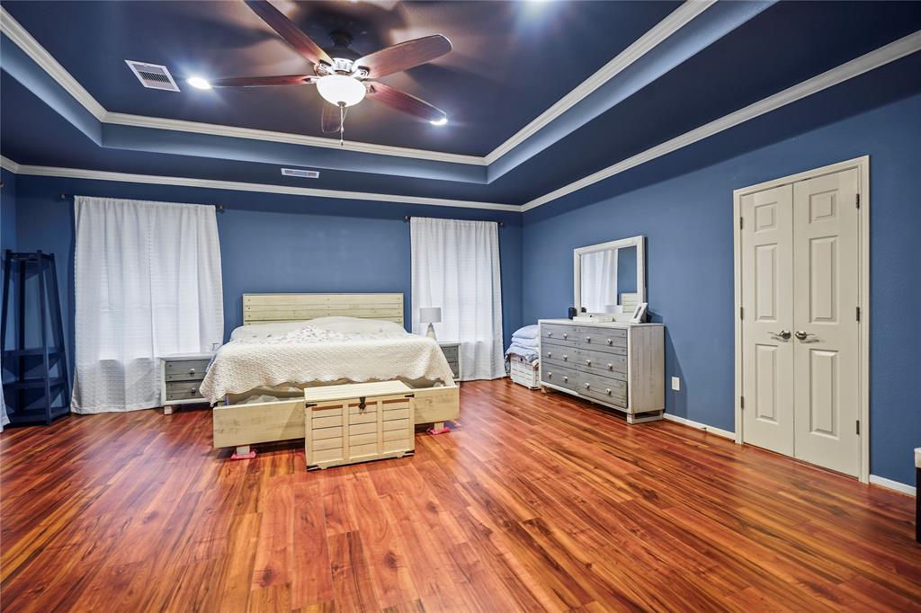 2306 Scarlatti Drive, Pearland, Texas image 12