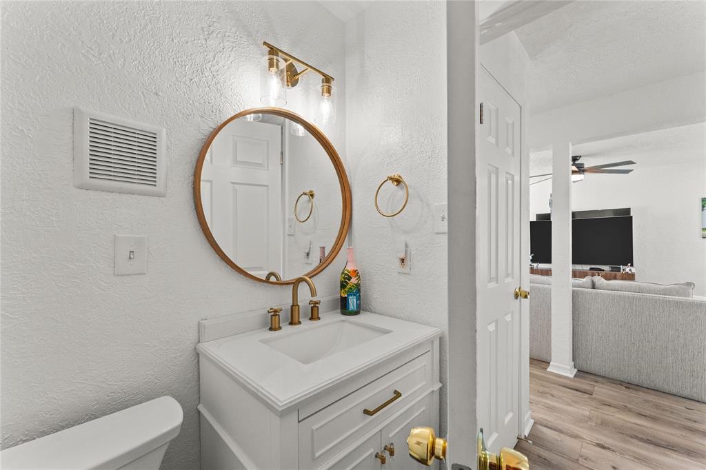 501 Jean Lafitte Cove, Galveston, Texas image 10