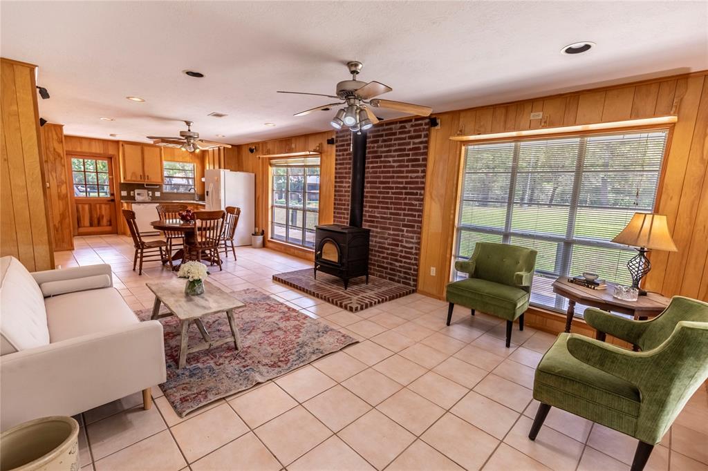 6766 Stokes Road, Bellville, Texas image 11