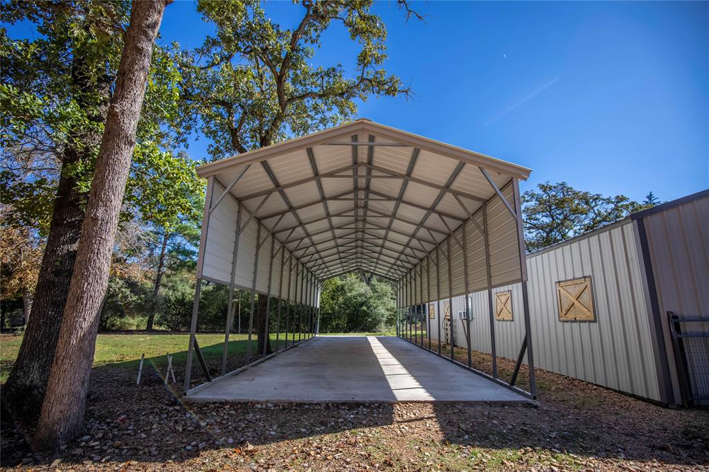 6766 Stokes Road, Bellville, Texas image 17