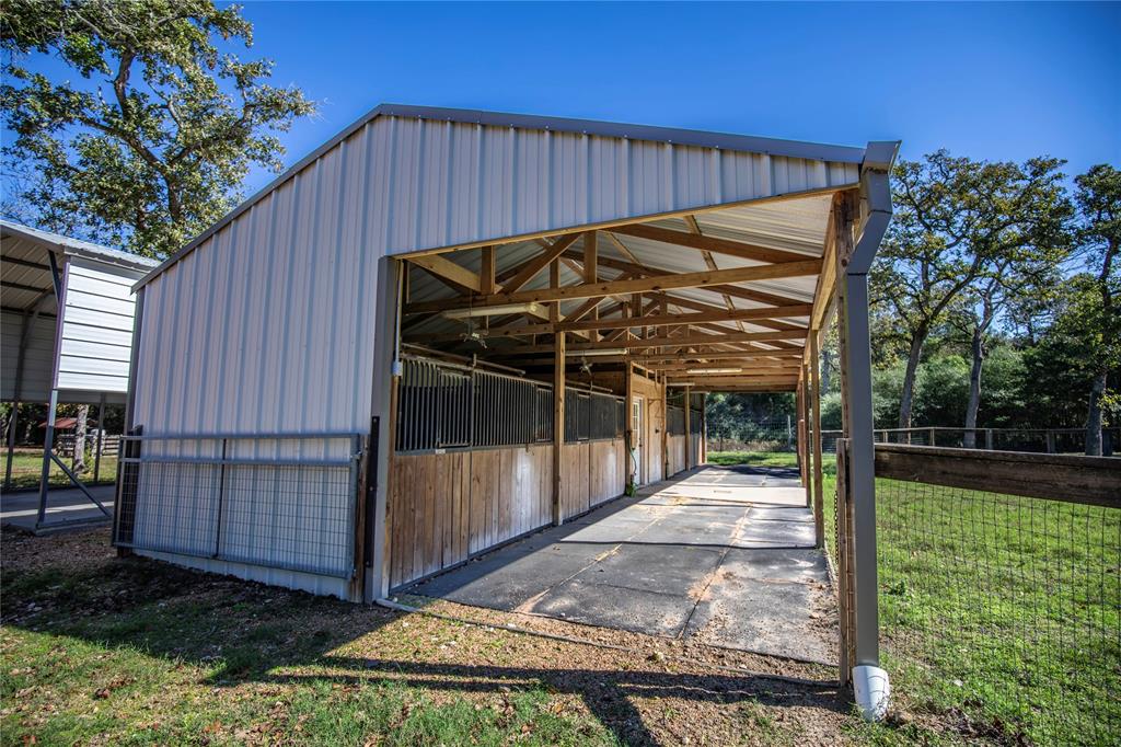 6766 Stokes Road, Bellville, Texas image 20