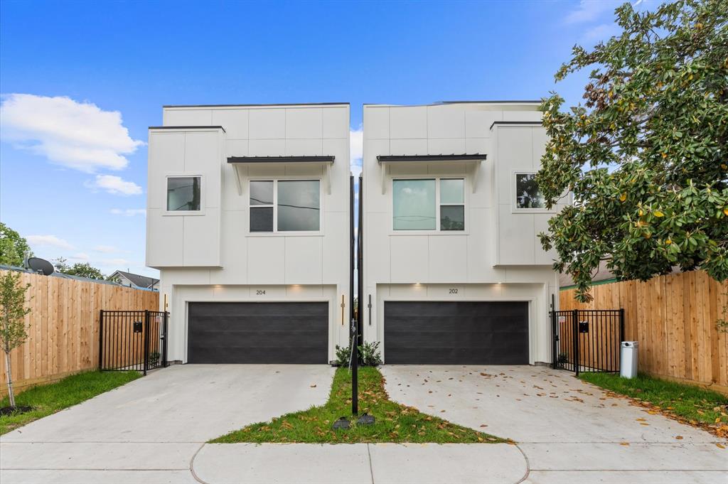 204 E 33rd Street