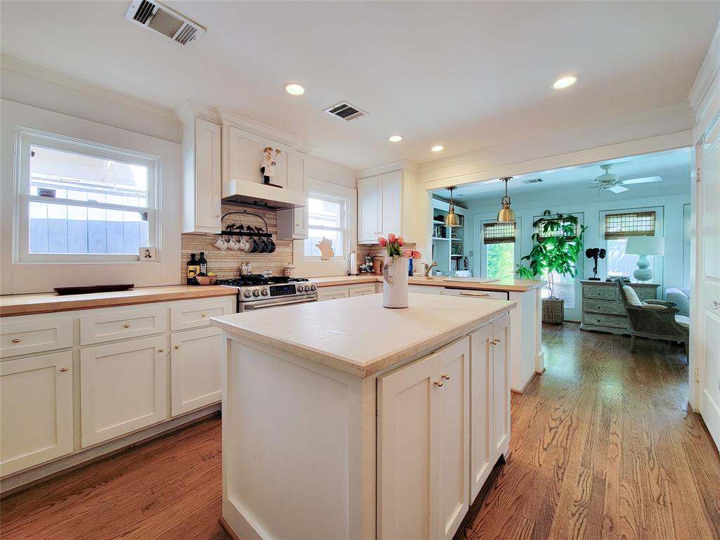 2006 Norfolk Street, Houston, Texas image 8