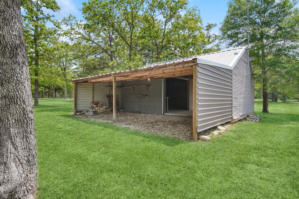 8805 Sun Oil Road, Brenham, Texas image 36