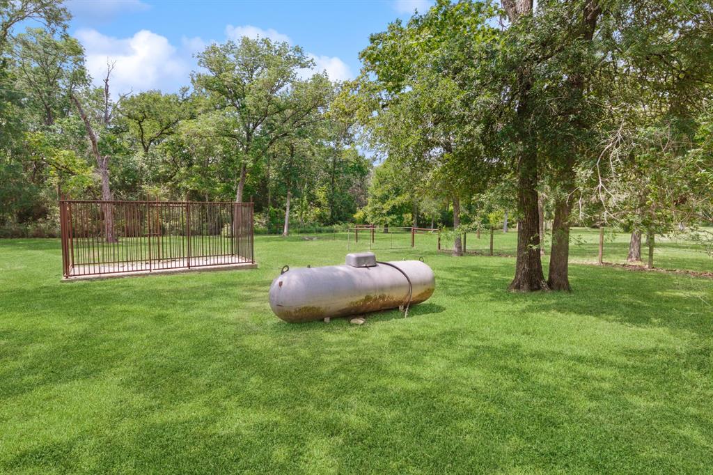 8805 Sun Oil Road, Brenham, Texas image 41