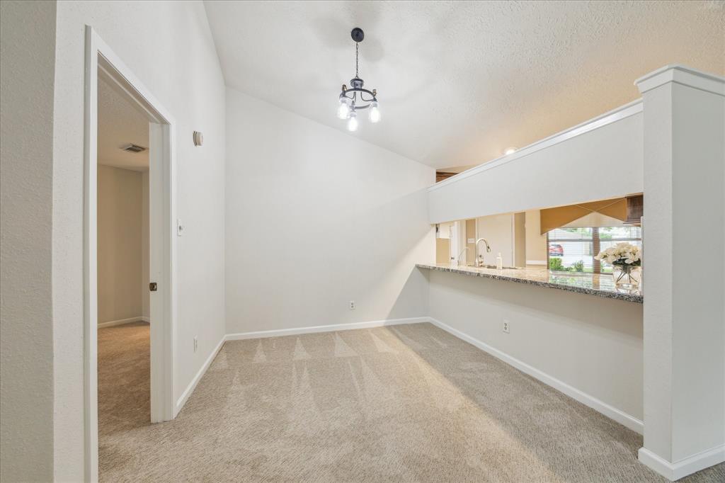 1018 W Castlewood Avenue, Friendswood, Texas image 11