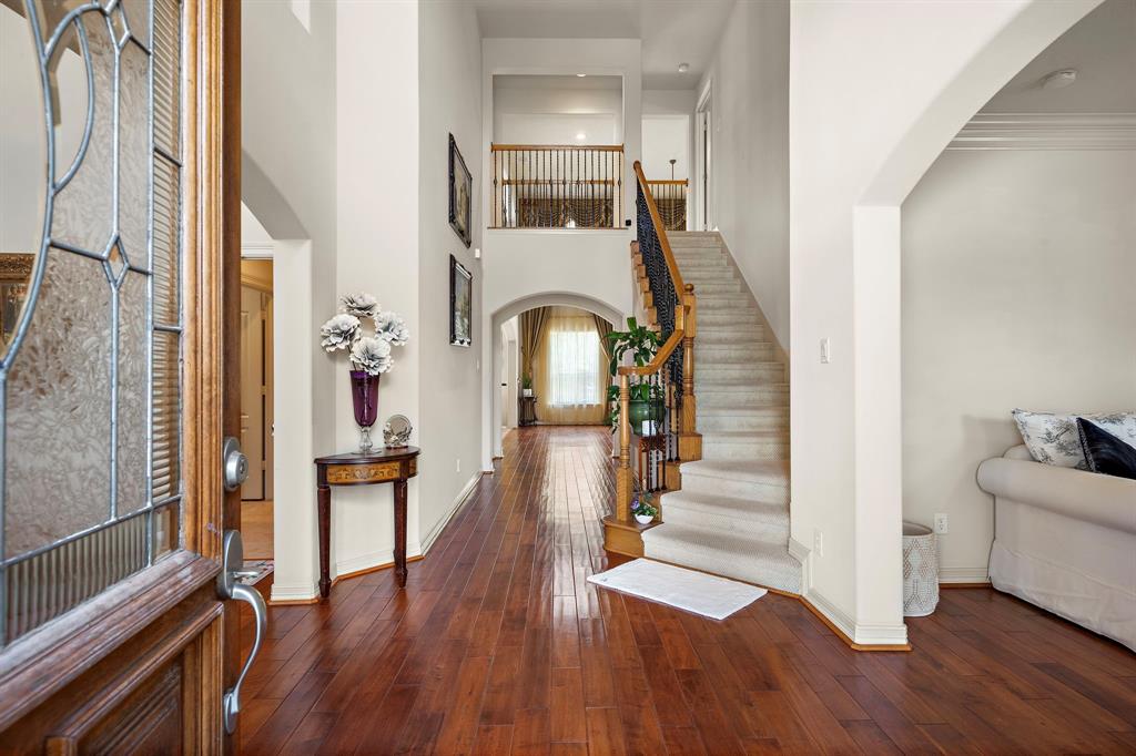 2322 Vinemead Court