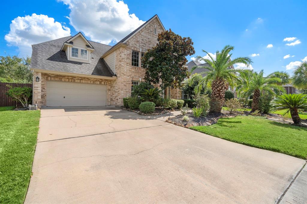 2322 Vinemead Court