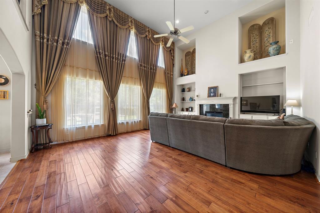 2322 Vinemead Court