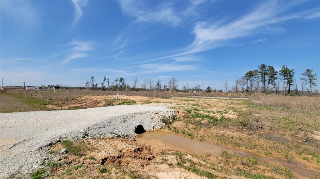 313 10, Cleveland, Texas image 2