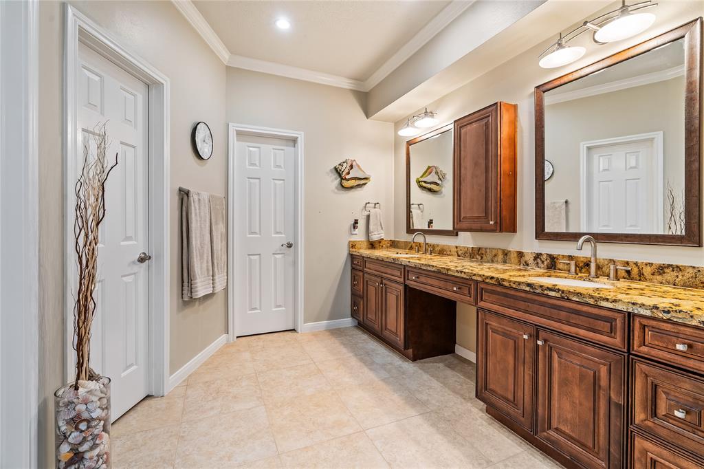 1502 Quiet Trail, Sugar Land, Texas image 34