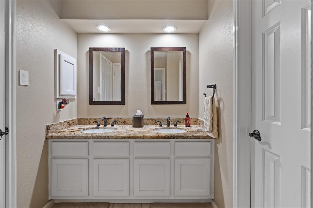 1502 Quiet Trail, Sugar Land, Texas image 42