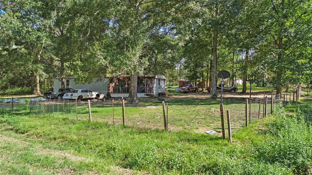 10 Dotty Creek Street, Coldspring, Texas image 7