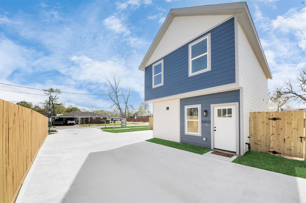 8501 Autumn Lane #D, Houston, Texas image 1
