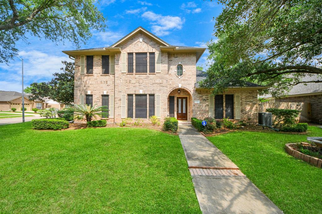 1330 Woodmere Lane, Richmond, Texas image 1