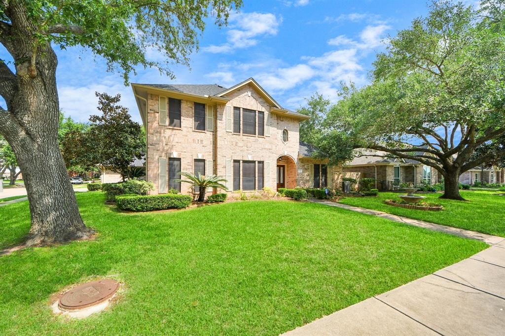 1330 Woodmere Lane, Richmond, Texas image 2